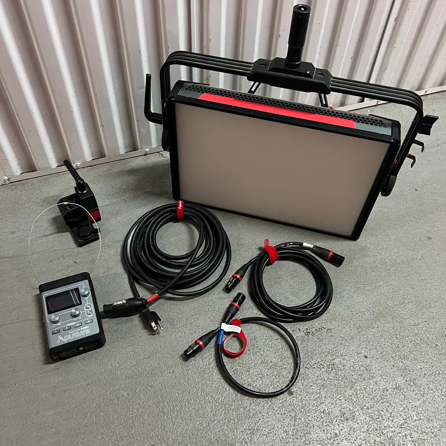 USED - Aputure NOVA P300C Light Kit
